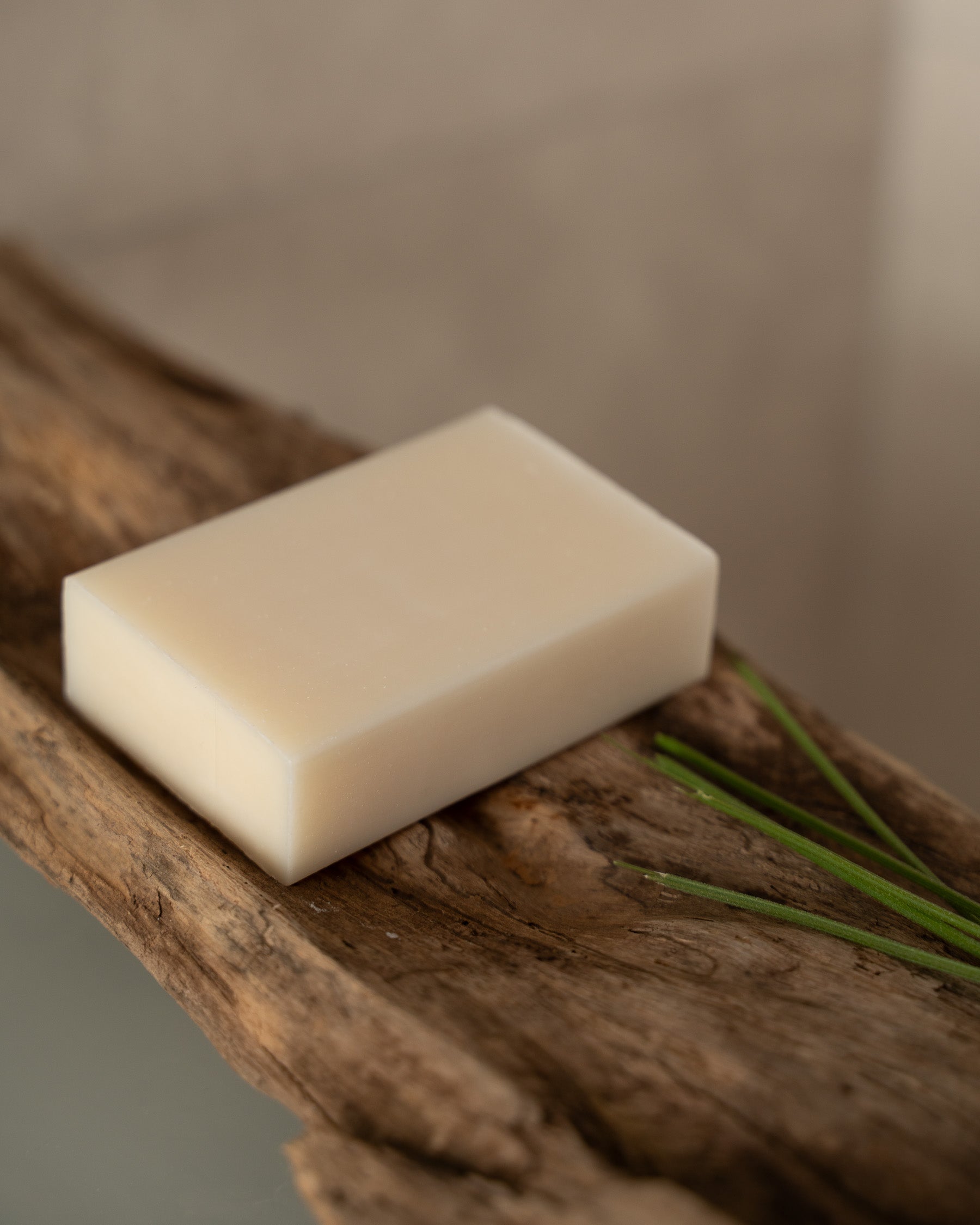 Natural Soap Bar - Shiso, Frankincense & Vetiver